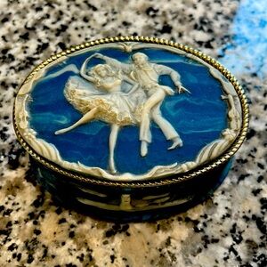 Incolay stone belt buckle and trinket box